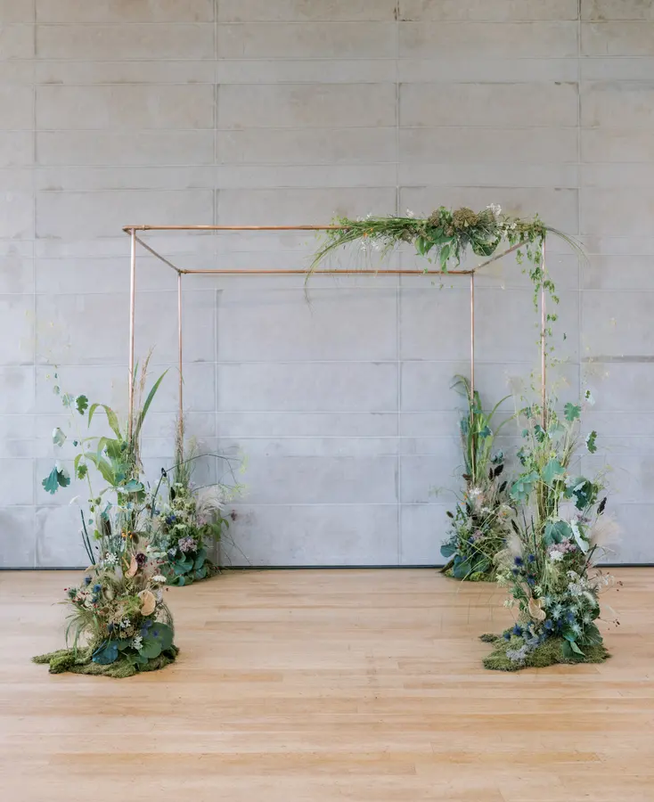 Michael & Sam wedding florals at Clay at The Gardiner Museum by Mythology Floral Art, Toronto, photograph by Robin Sassi