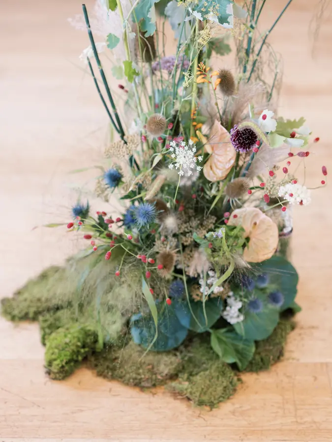 Michael & Sam wedding florals at Clay at The Gardiner Museum by Mythology Floral Art, Toronto, photograph by Robin Sassi