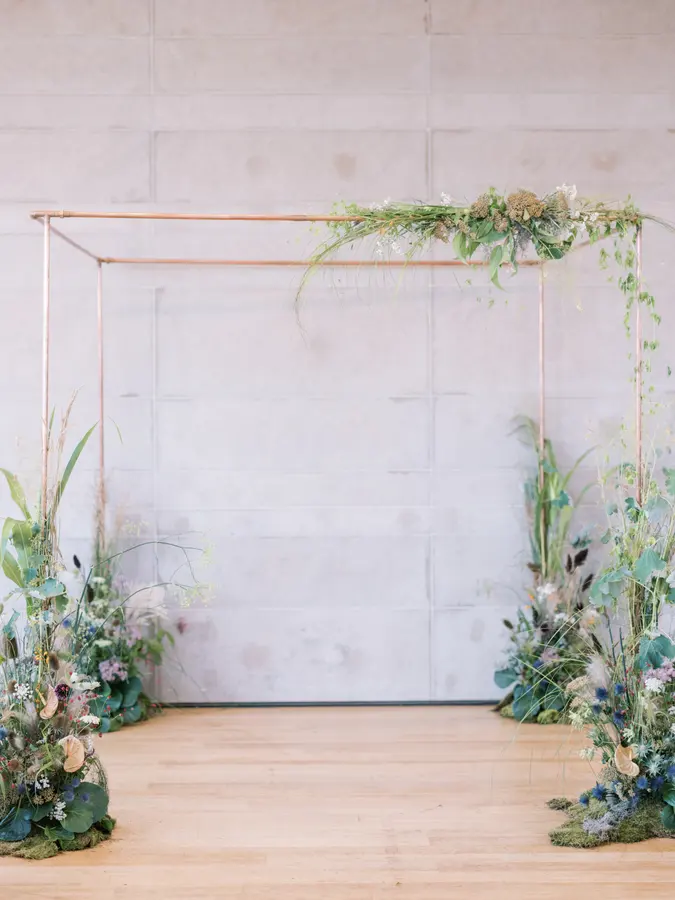 Michael & Sam wedding florals at Clay at The Gardiner Museum by Mythology Floral Art, Toronto, photograph by Robin Sassi