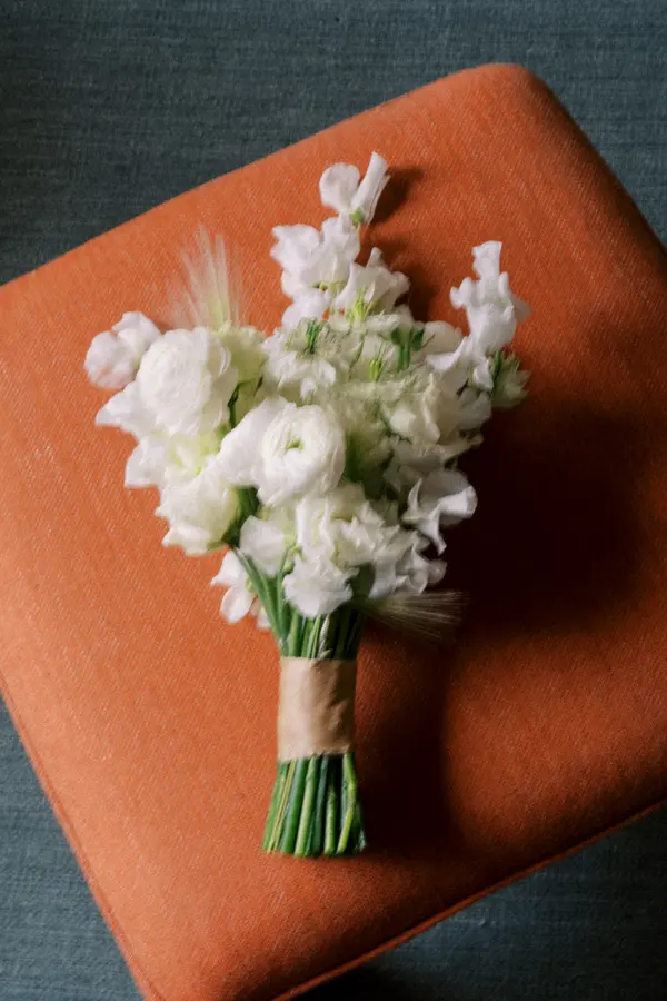 Nicky & Josh wedding florals at Paris Paris Restaurant by Mythology Floral Art, Toronto, photograph by Adriana Morais Photography