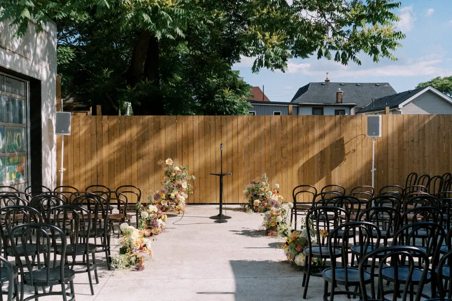 Nicky & Josh wedding florals at Paris Paris Restaurant by Mythology Floral Art, Toronto, photograph by Adriana Morais Photography