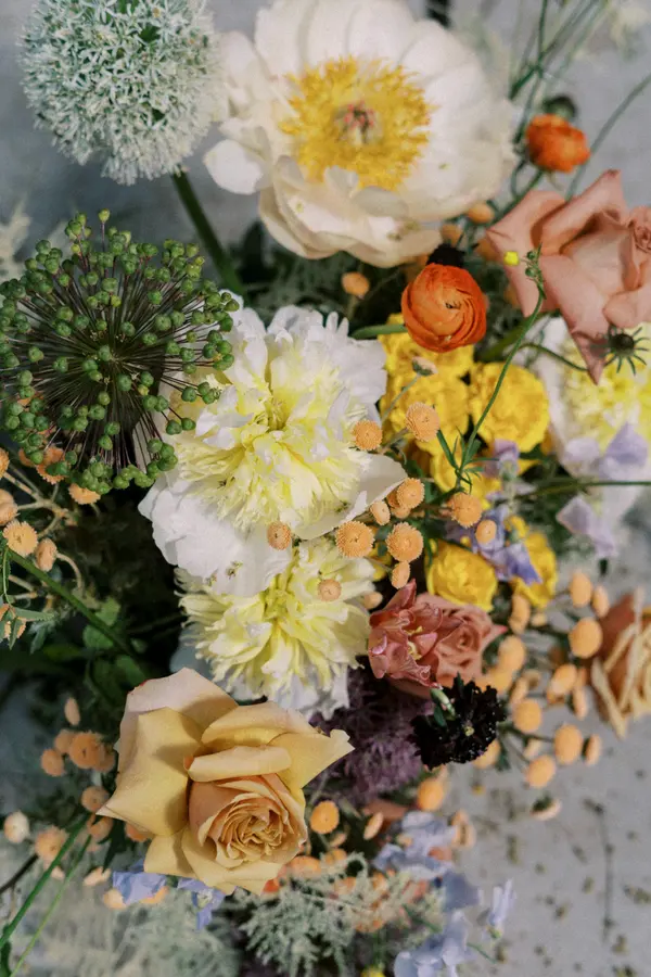 Nicky & Josh wedding florals at Paris Paris Restaurant by Mythology Floral Art, Toronto, photograph by Adriana Morais Photography