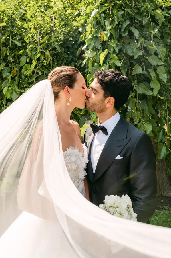 Nicolette & Adrian wedding florals at The Park Hyatt by Mythology Floral Art, Toronto, photograph by 515 Photography