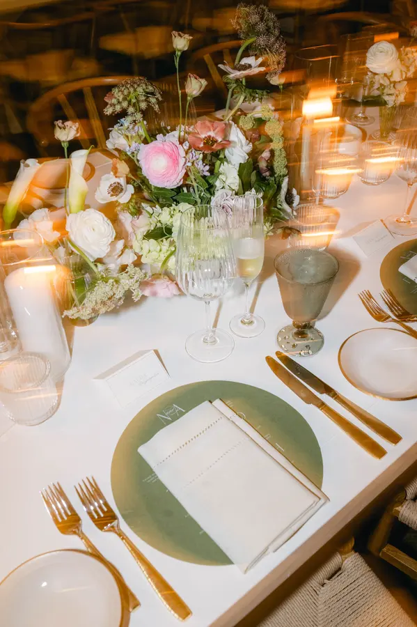 Nicolette & Adrian wedding florals at The Park Hyatt by Mythology Floral Art, Toronto, photograph by 515 Photography