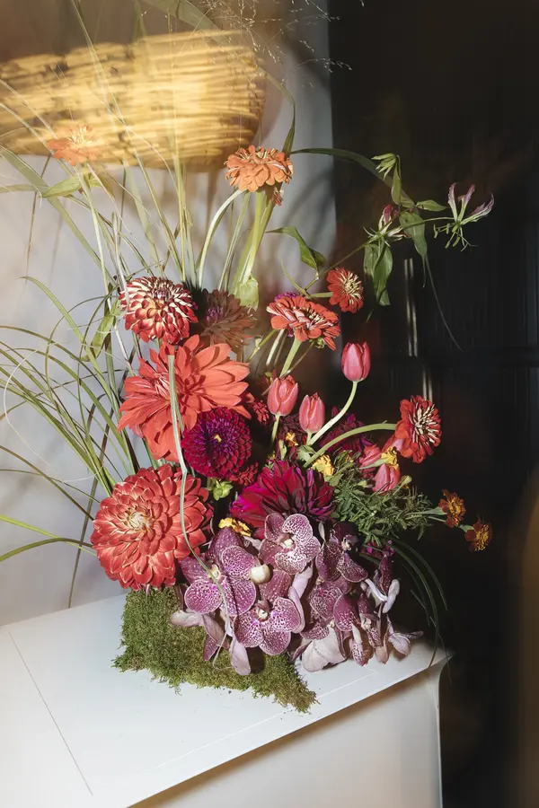 Rayna & Jamie wedding florals at Bar Volo by Mythology Floral Art, Toronto, photograph by Leann Weston